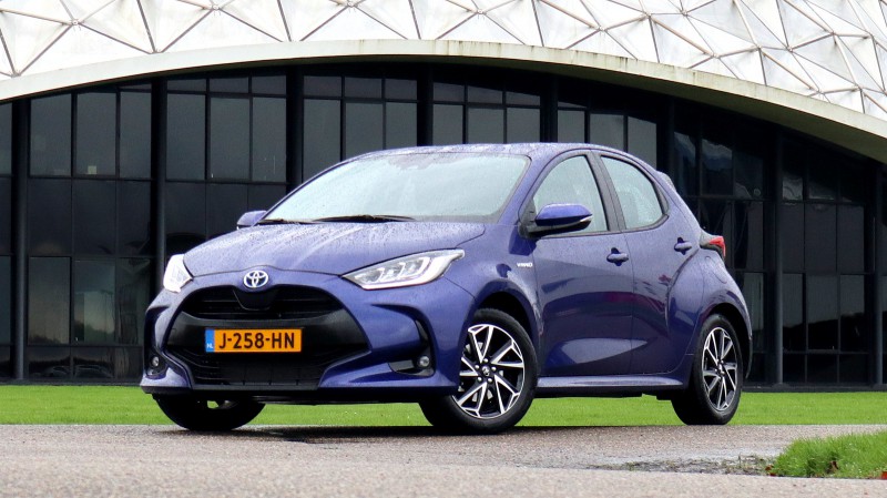 Toyota Yaris 1.5 Hybrid  Dynamic